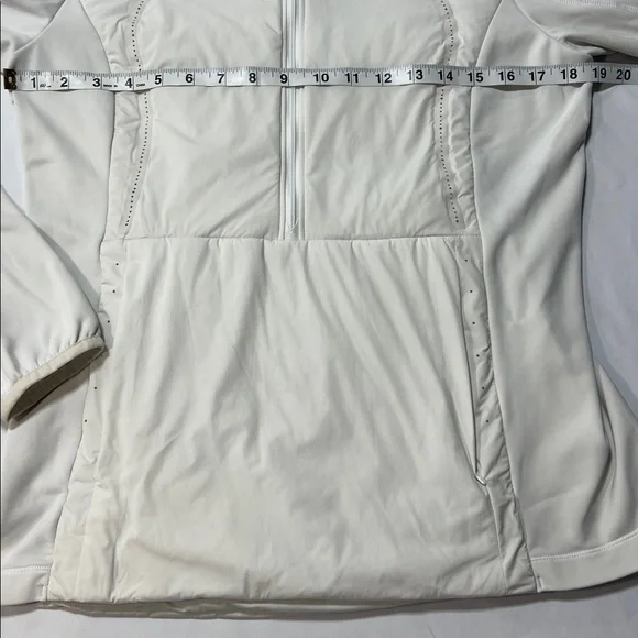 Lululemon pullover jacket size 10
CLOSET CLEAN OUT SALE! - Picture 3 of 9